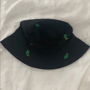 Reversible cactus bucket hat
